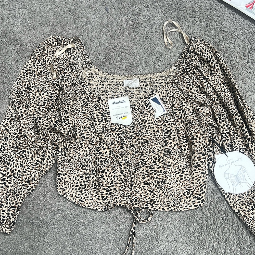 brand new top still with tags size small